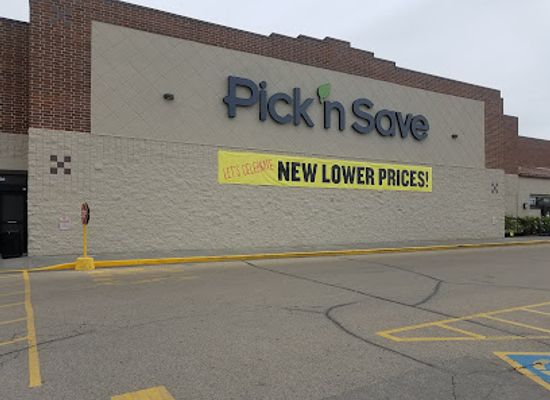 wisconsin/oshkosh/shop/fairacres-shopping-center