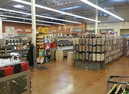 illinois/central-illinois/shop/eastland-commons-shopping-center