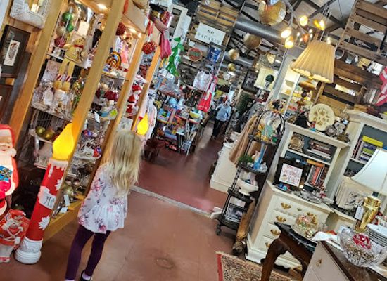 mississippi/the-capital-region/shop/repeat-street