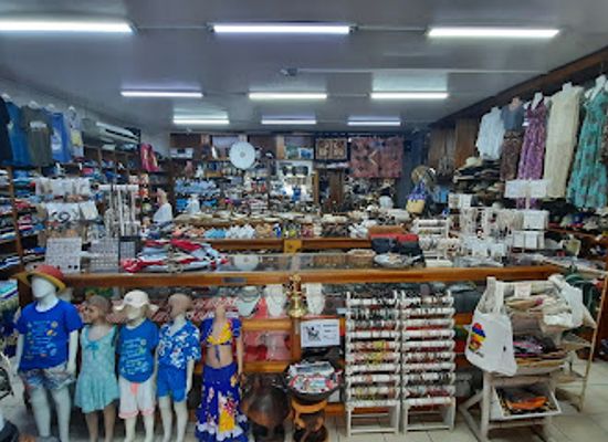 mauritius/flic-en-flac-beach/shop/shop