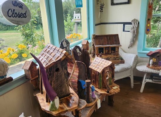 canada/saskatchewan/shop/the-old-farmhouse-gift-shop