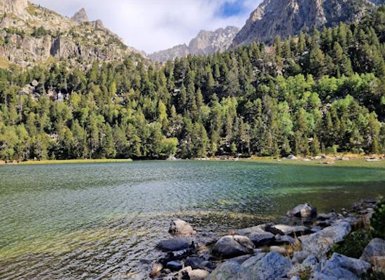 spain/aiguestortes-i-estany-de-sant-maurici-national-park/shop/parc-nacional-d-aiguestortes