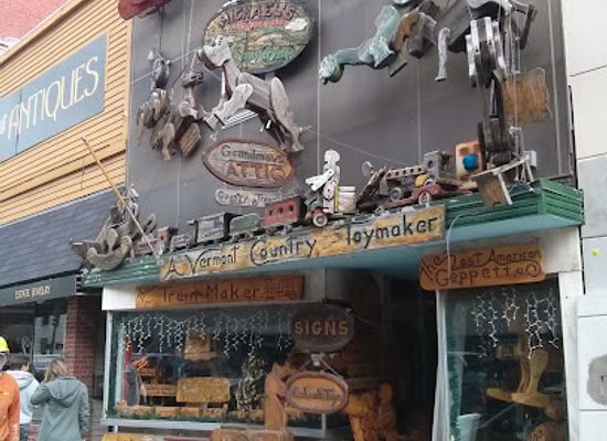 vermont/rutland/shop/michaels-toy-co