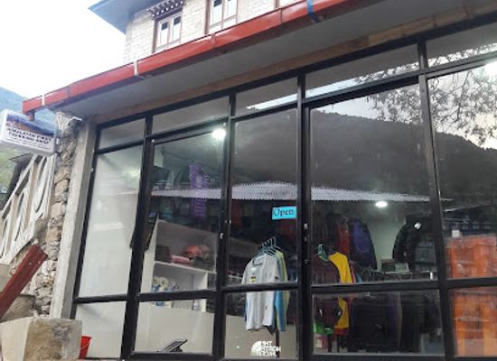 nepal/namche-bazaar/shop/himalayan-pike-trekking-shop