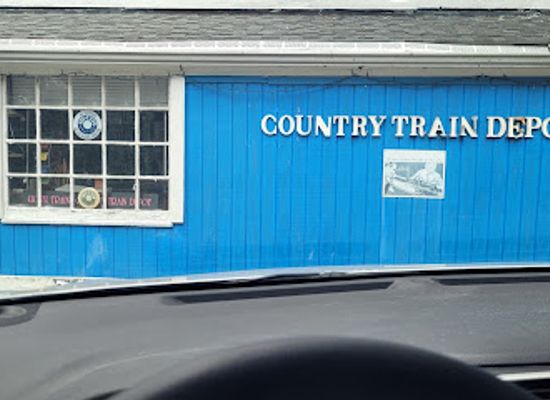massachusetts/bristol-county/shop/country-train-depot