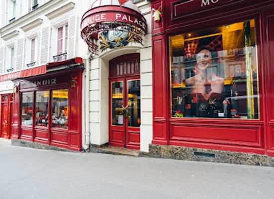 france/paris/montmartre/shop/moulin-rouge-boutique