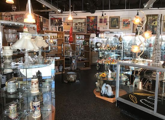nevada/las-vegas/shop/las-vegas-antique-center