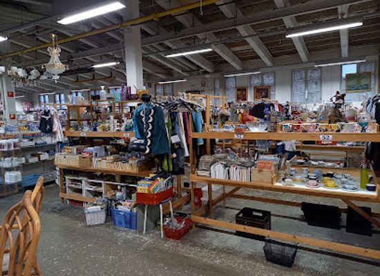 finland/ostrobothnia/shop/amida-hallen-ab-oy
