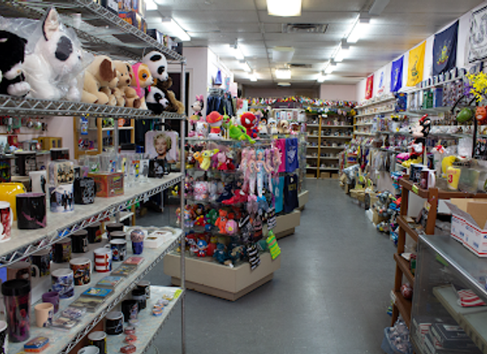 pennsylvania/philadelphia/old-city/shop/xenos-candy-n-gifts