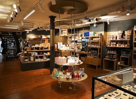 switzerland/zurich/niederdorf/shop/circle-the-sustainable-store