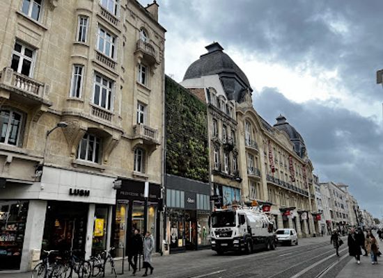 france/reims/laon-zola/shop/galeries-lafayette-reims