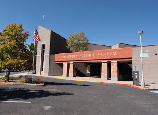 new-mexico/los-alamos/shop/bradbury-science-museum