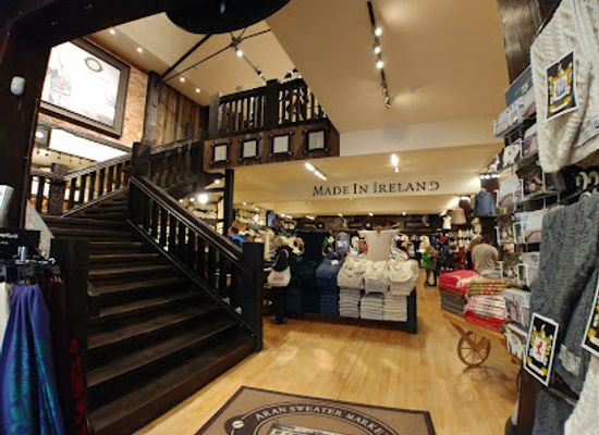 ireland/killarney-national-park/shop/aran-sweater-market