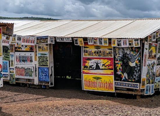 tanzania/ngorongoro-conservation-area/shop/hakuna-mataya-gallery-shop