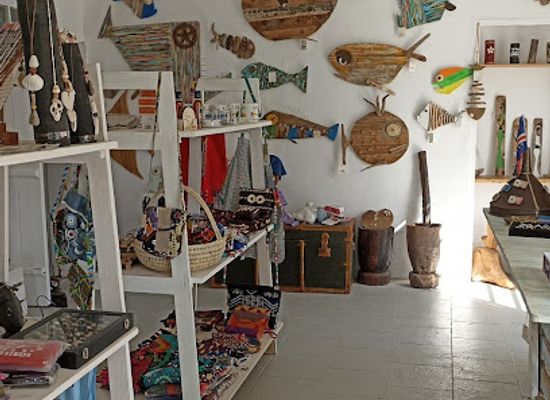cabo-verde/vila-do-maio/shop/djarmai-artesanato