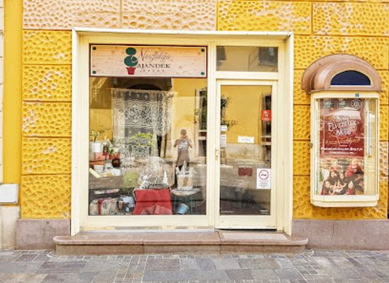 hungary/pecs/shop/nostalgy-gift