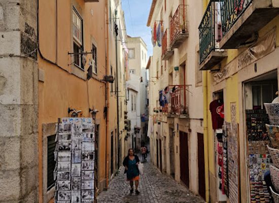 portugal/lisbon-coast/shop/lisboa-souvenir-loja