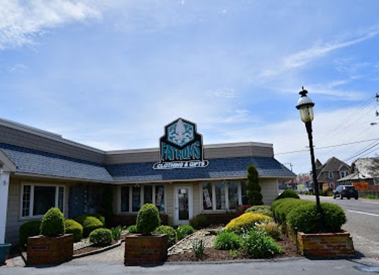 new-jersey/cape-may/shop/fathoms-clothing-gifts