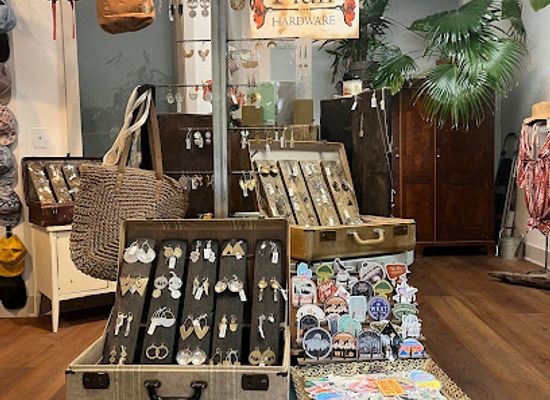 idaho/boise/north-end/shop/fluff-hardware