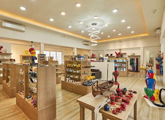 maldives/ari-atoll/shop/the-marina-crossroads-maldives