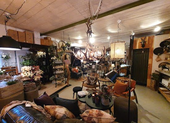 sweden/stoten/shop/form-funktion-i-salen-ab