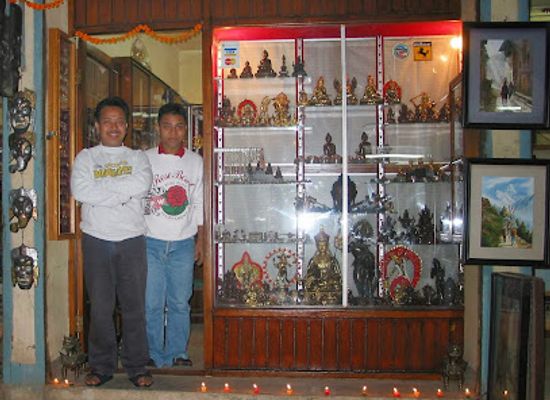 nepal/patan/hiranya-varna-mahavihar-golden-temple/shop/gautam-gift-emporium