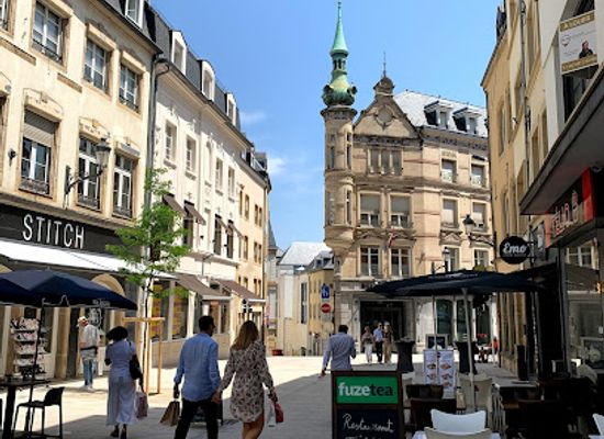 luxembourg/luxembourg-city/ville-haute/shop/stitch