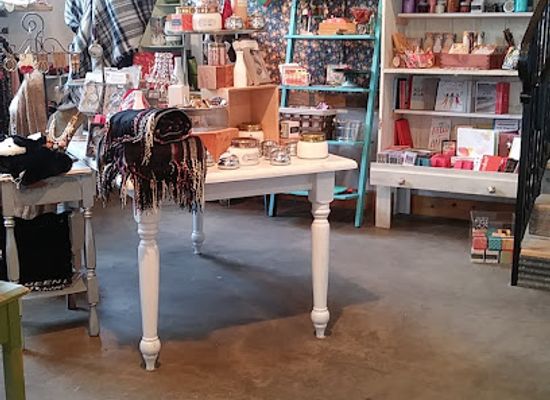 montana/bitterroot-national-forest/shop/the-closet-boutique-and-gifts