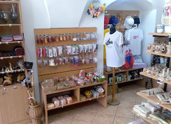 slovakia/presov/shop/damara-darceky-a-suveniry