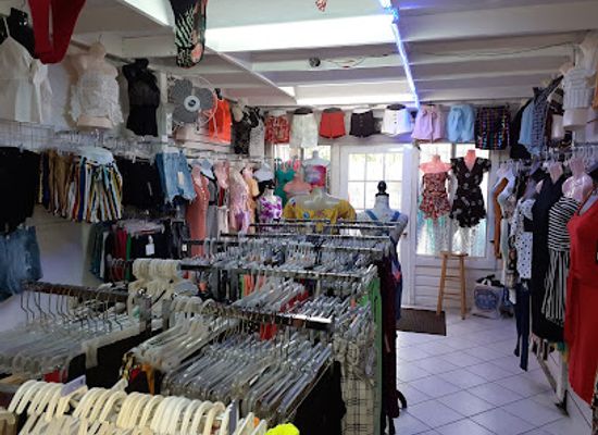 dominica/roseau/shop/angols-fashion