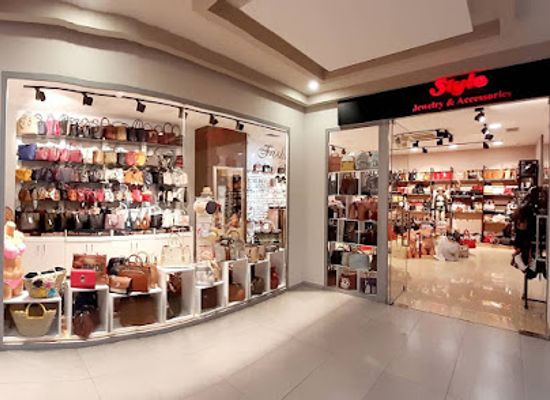 albania/skrapar/shop/metropol-center