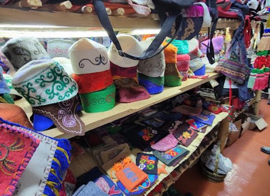 kyrgyzstan/kochkor/shop/kochkor-kutu-women-s-handicraft-cooperative