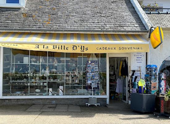france/côte-de-granit-rose/shop/a-la-ville-d-ys-presse-cadeaux-souvenirs
