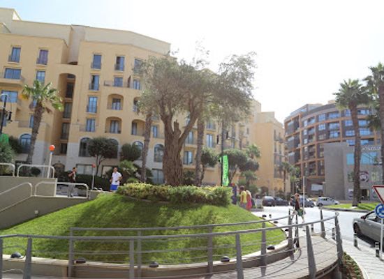 malta/st-julian-s/shop/cleland-souchet