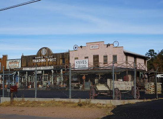 arizona/mogollon-rim/shop/pioneer-village-trading-post