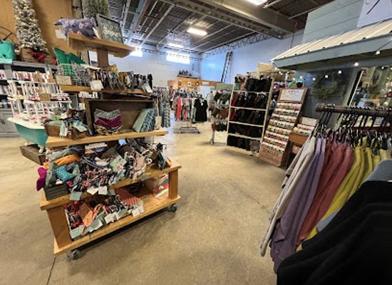 maine/oxford-county/shop/ellieanna-gift-shop