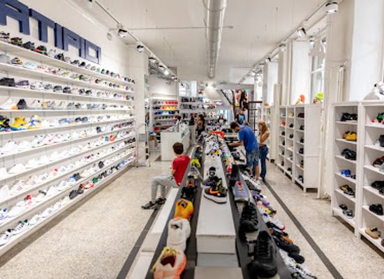 italy/turin/shop/atipici-shop