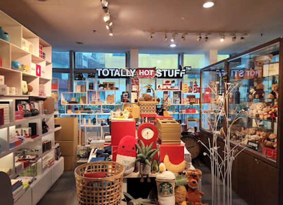 singapore/singapore/shop/totallyhotstuff-retail-store-corporate-gifts-showroom