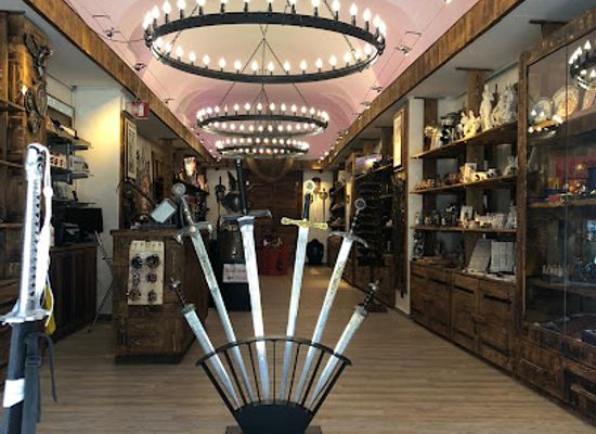 italy/rome/piazza-navona/shop/historia