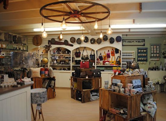 united-kingdom/cairngorms-national-park/shop/braes-o-mar-gift-shop