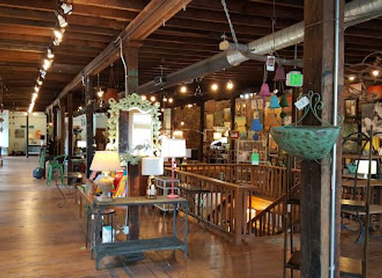 indiana/the-dunes/shop/lifestyles-the-gallery