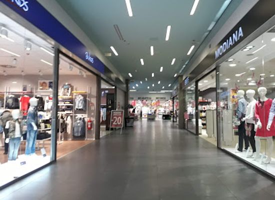 slovenia/postojna/shop/supernova-mercator-center