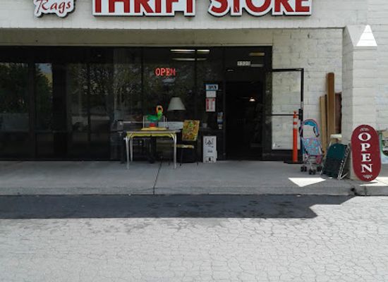 california/lodi/shop/classy-rags-thrift-store