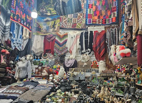 peru/machu-picchu/aguas-calientes/shop/aguas-calientes-market