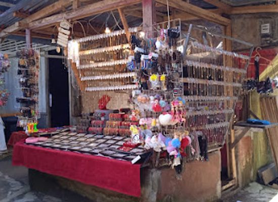 indonesia/bukit-lawang/shop/kerajinan-dari-bambu-bukit-lawang