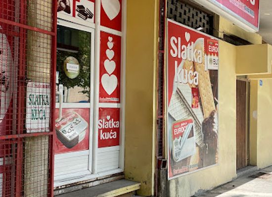 montenegro/cetinje/shop/slatka-kuca