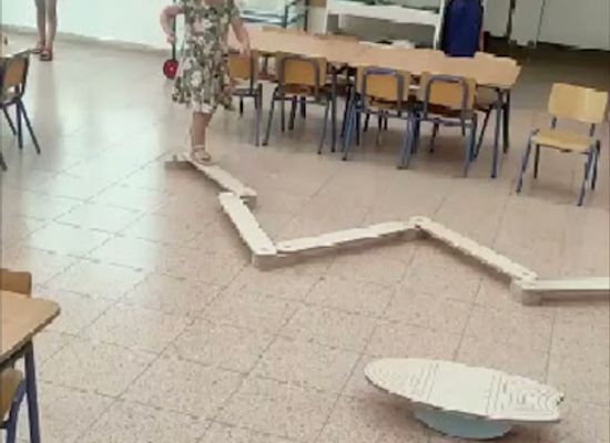 israel/ein-gedi/shop/wood-move