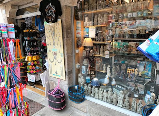 france/brittany-coast/shop/souvenirs-les-flots