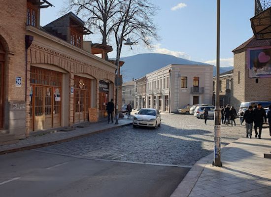 georgia/uplistsikhe/shop/budeshi
