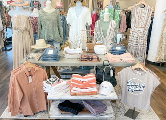 california/redding/shop/apricot-lane-boutique